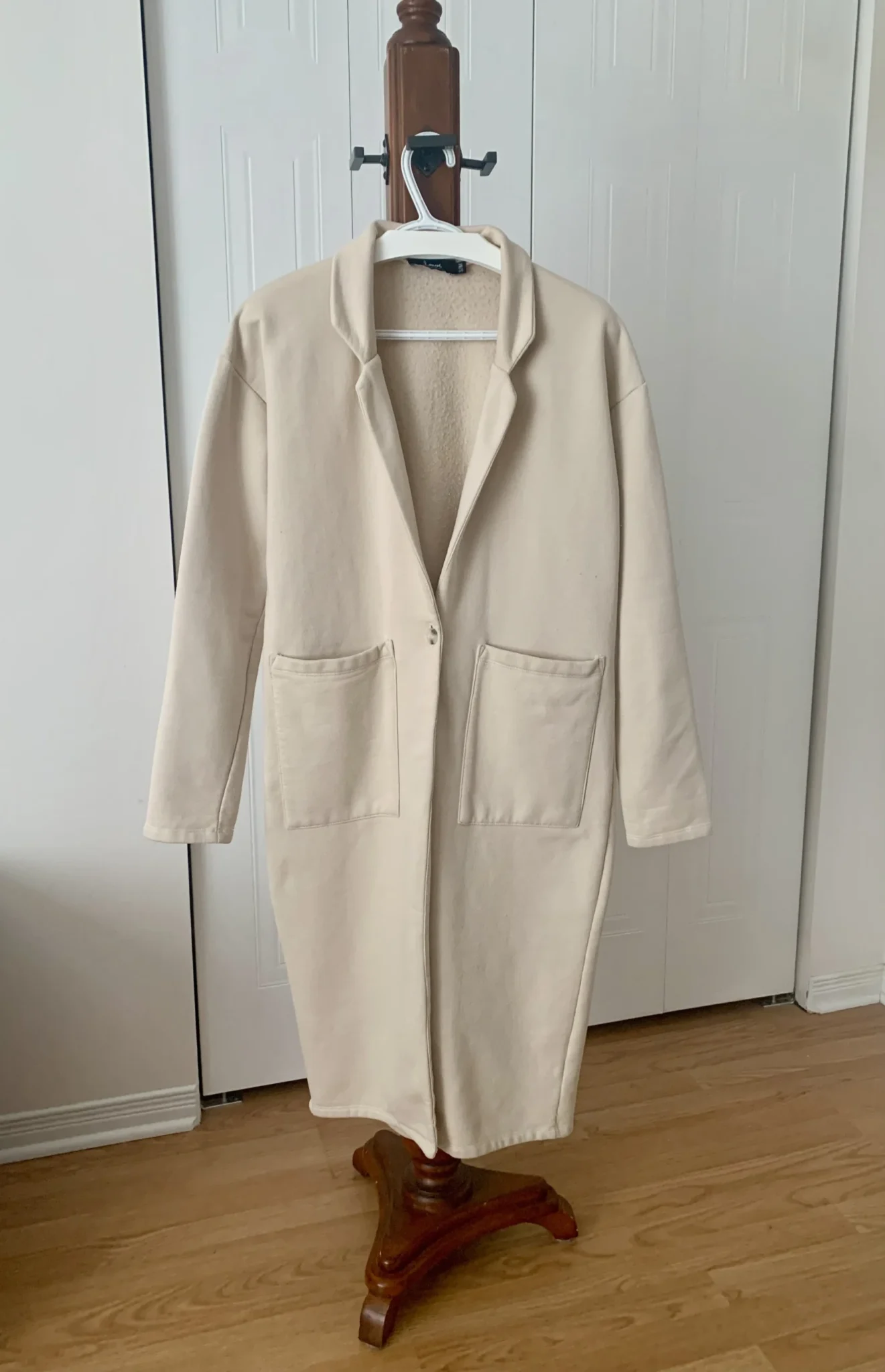 Featured image for Manteau Louve design