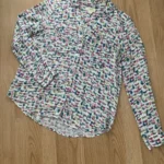 Featured thumbnail for Blouse Antropologie à motifs papillons