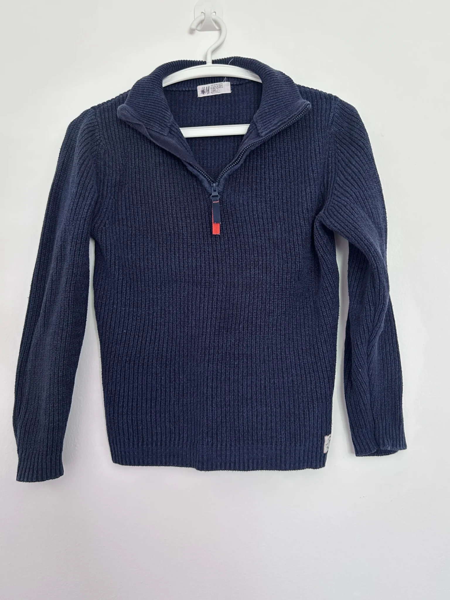 Featured image for H&M navy blue ribbed jumper – ages 7–10