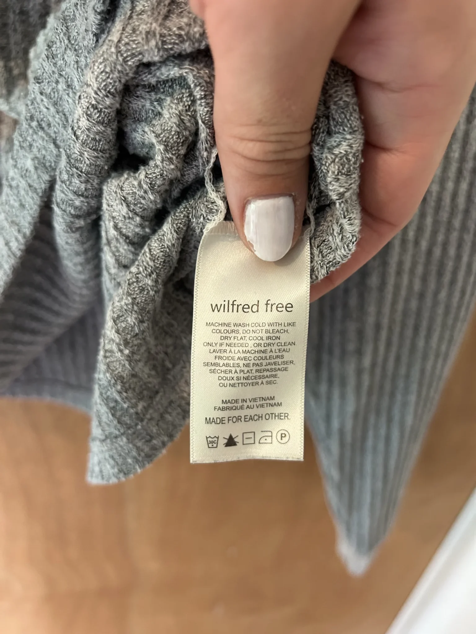Image for Chandail gris côtelé — Wilfred Free