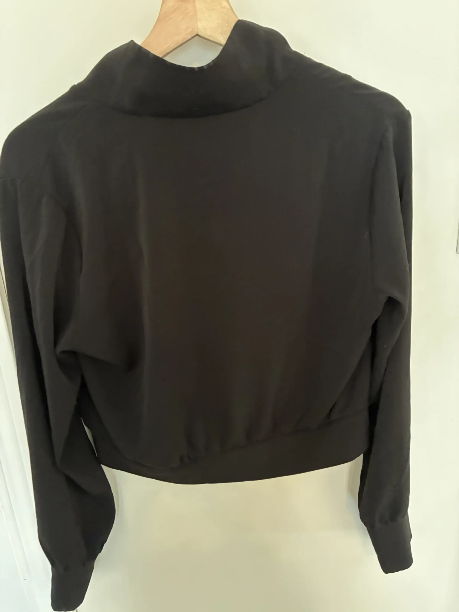 Image for Veste courte noire légère