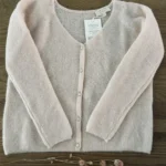 Thumbnail for Neuf Gilet Barry Rose Pale