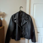 Featured thumbnail for Manteau en cuir vegan