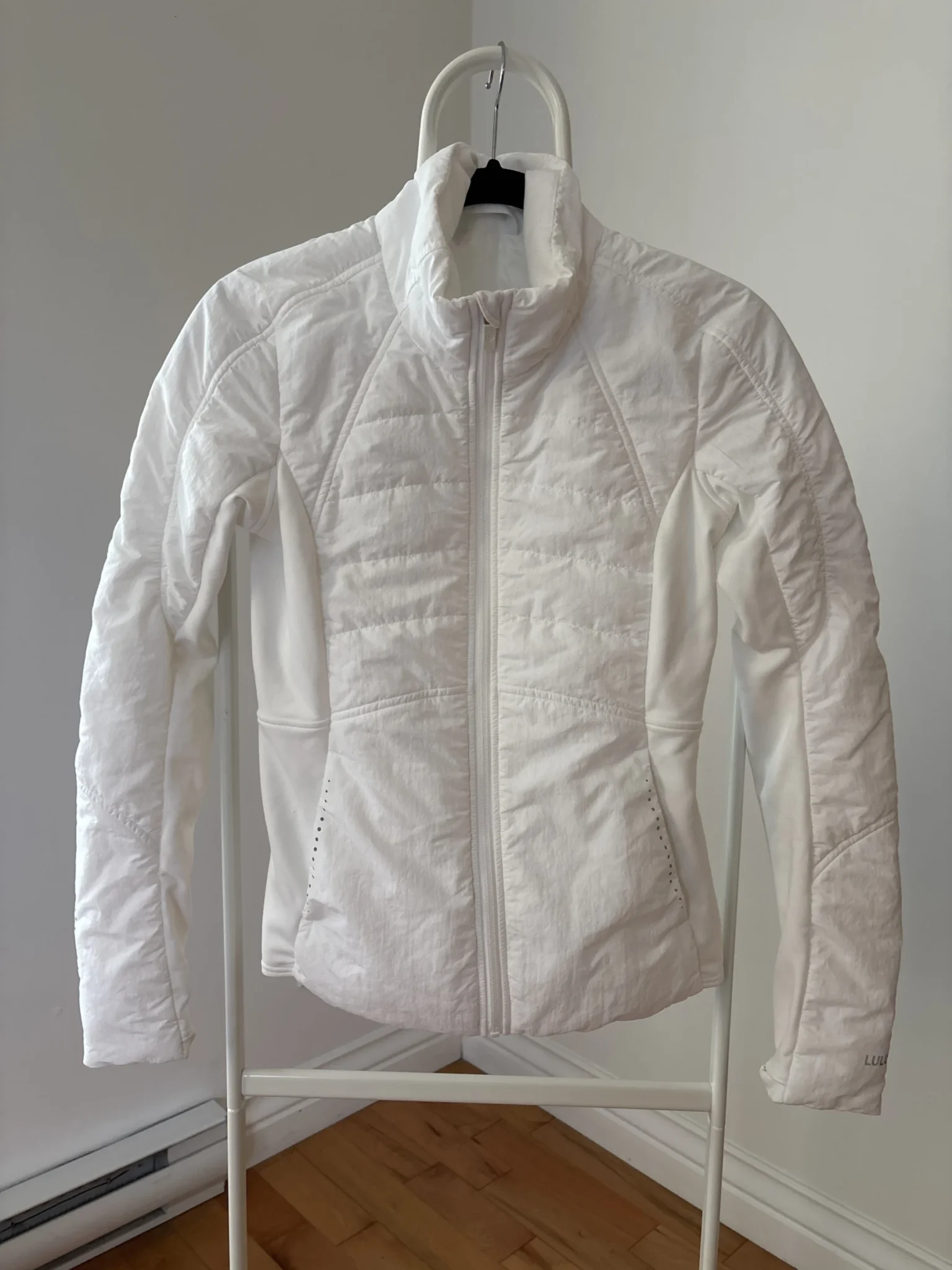 Featured image for Veste « another mile » Lululemon