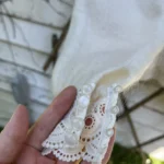 Thumbnail for Pull Sézane en mohair et dentelle