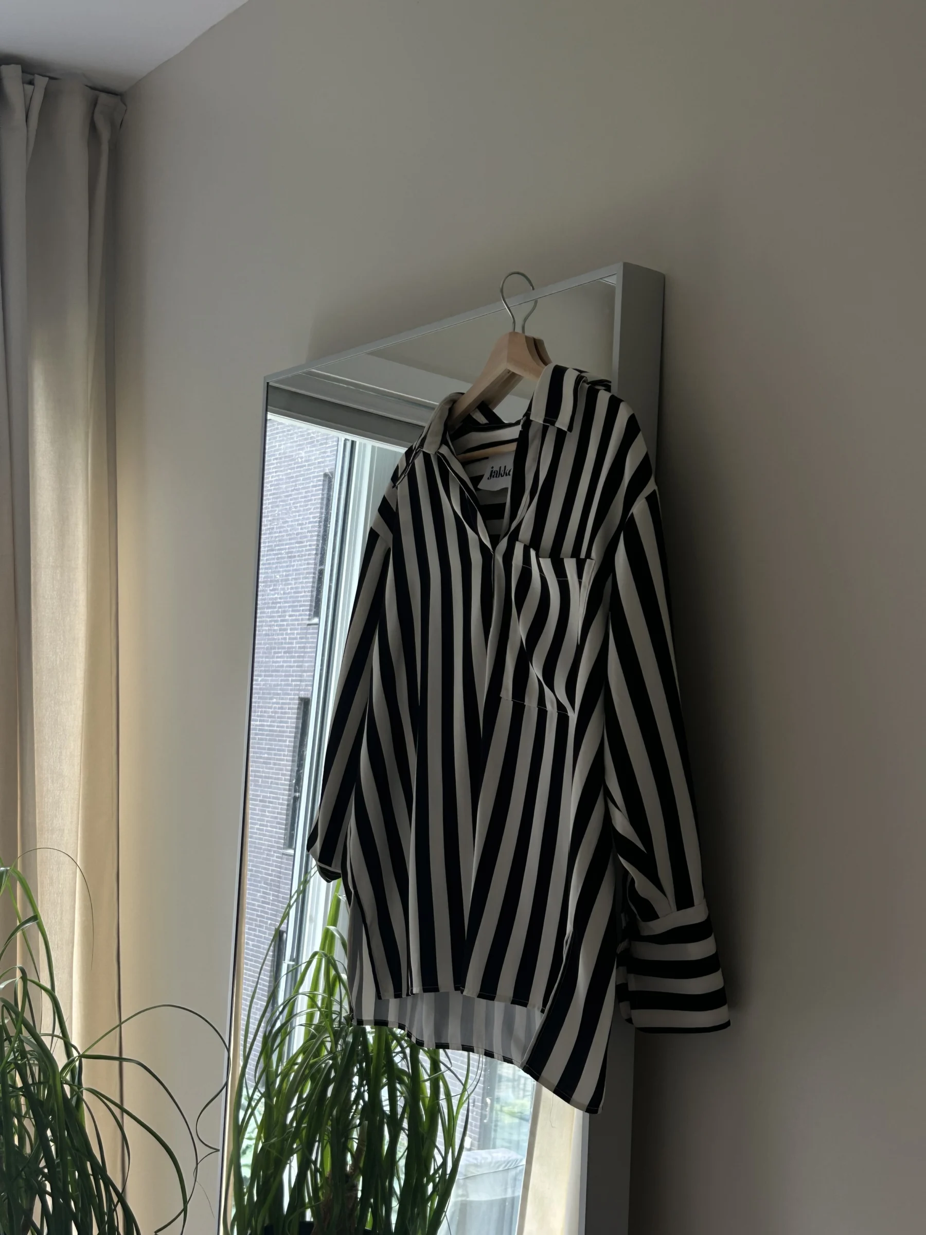 Blouse Jakke crème et marine *Autre seconde main