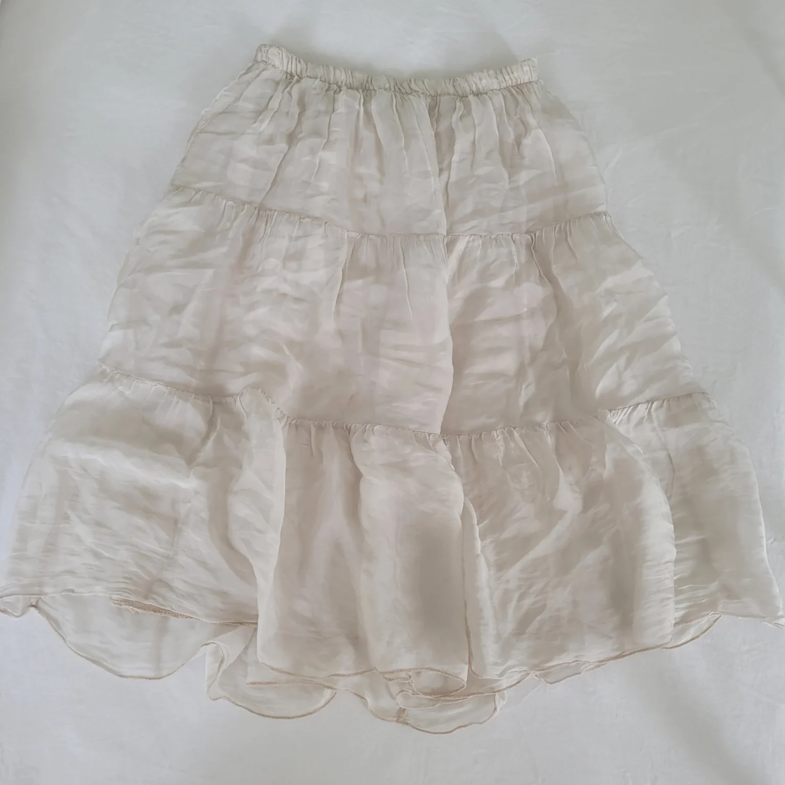 Featured image for ✨️ 100% Soie Pure Fabriquée en Italie - Pièce de Boutique - Jupe midi Via Vitale XL