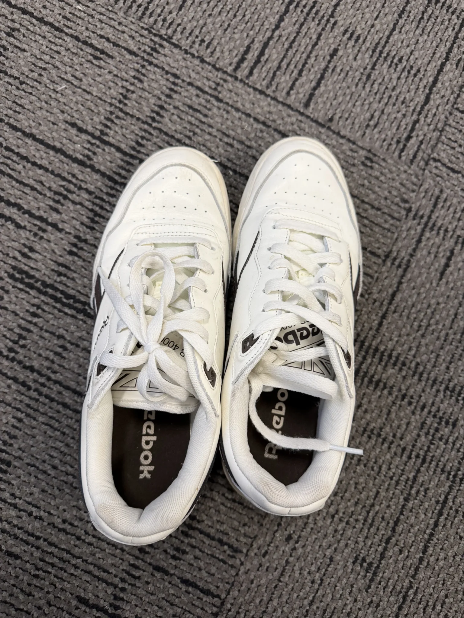 Featured image for Unisex shoes, size 40.5