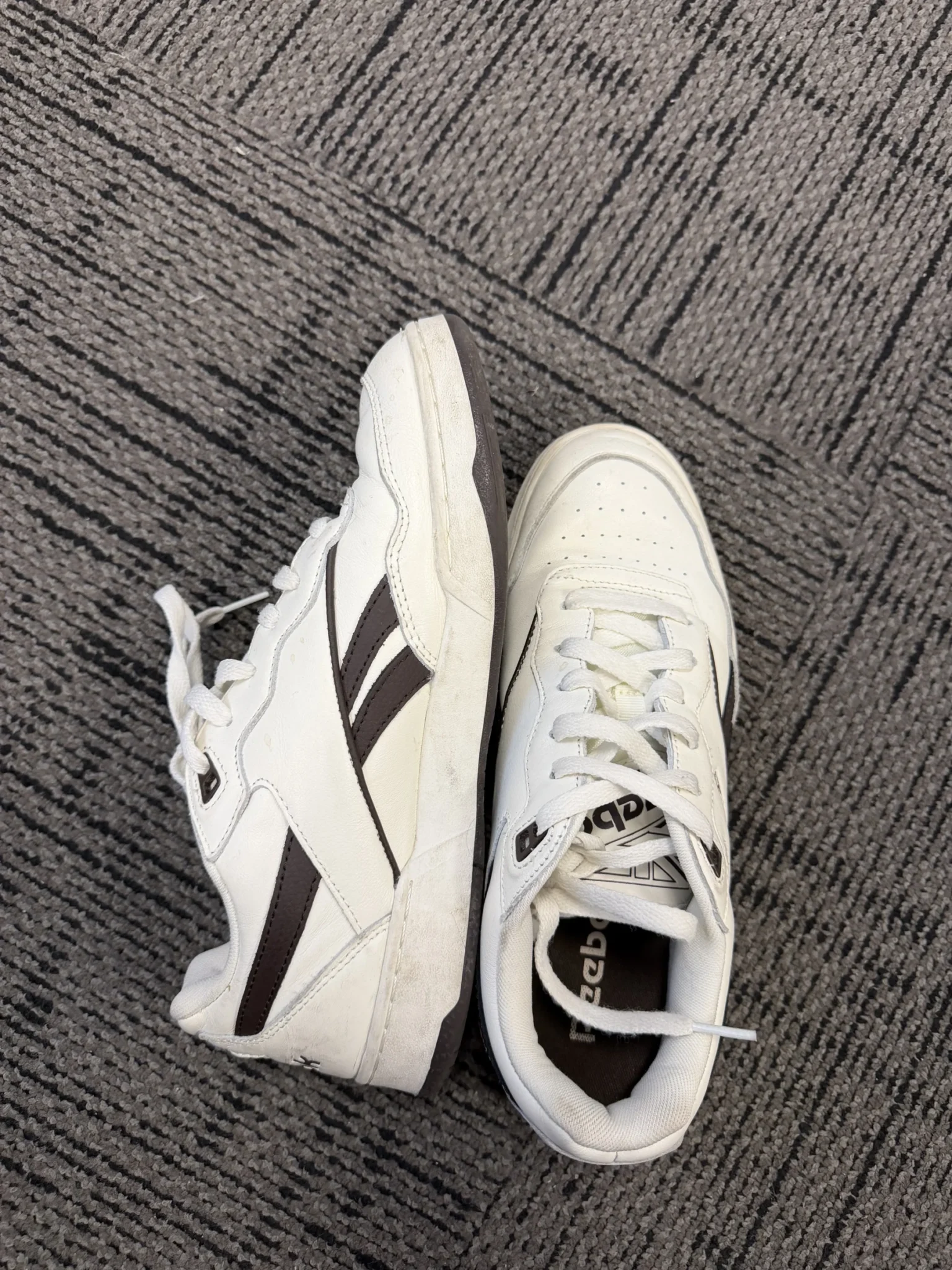 Image for Unisex shoes, size 40.5