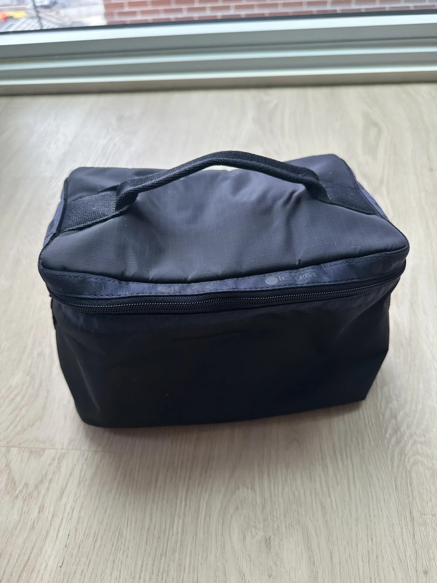 Featured image for LeSportSac Train Case – Navy