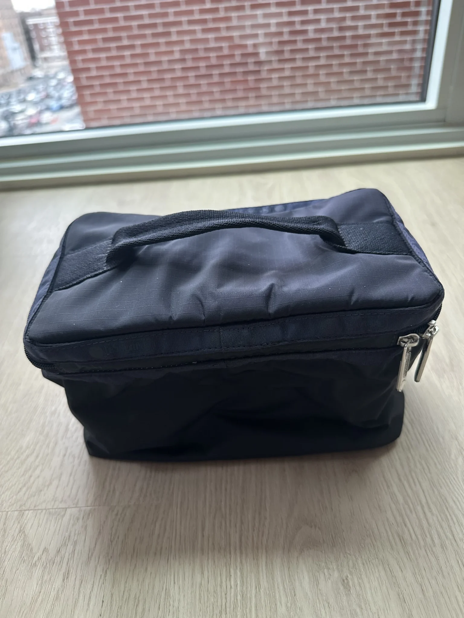 Image for LeSportSac Train Case – Navy