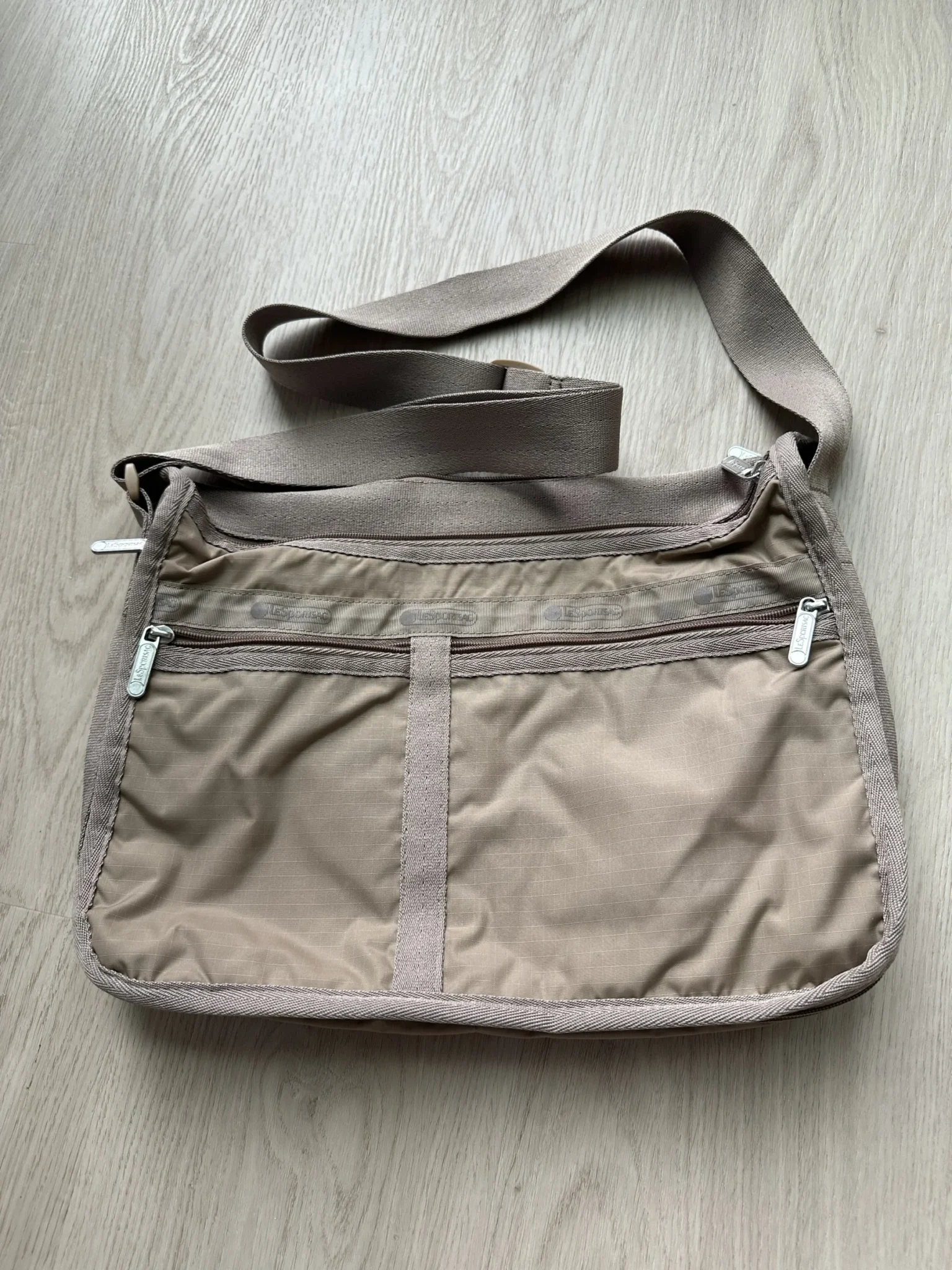 Featured image for LeSportSac Deluxe Everyday Bag Taupe