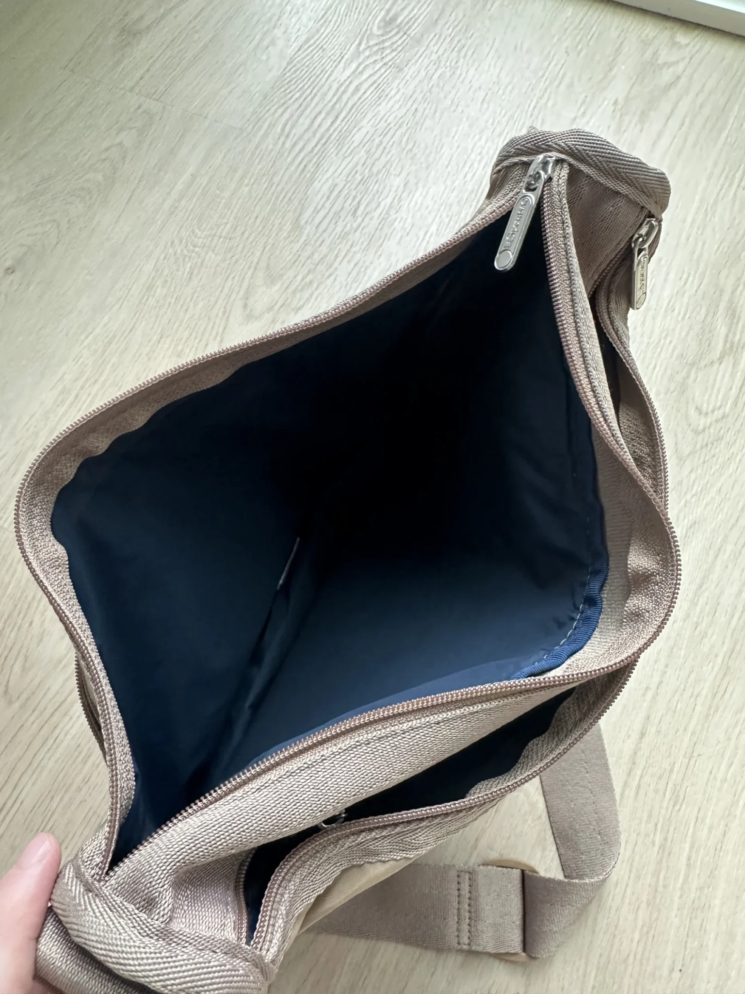 Image for LeSportSac Deluxe Everyday Bag Taupe