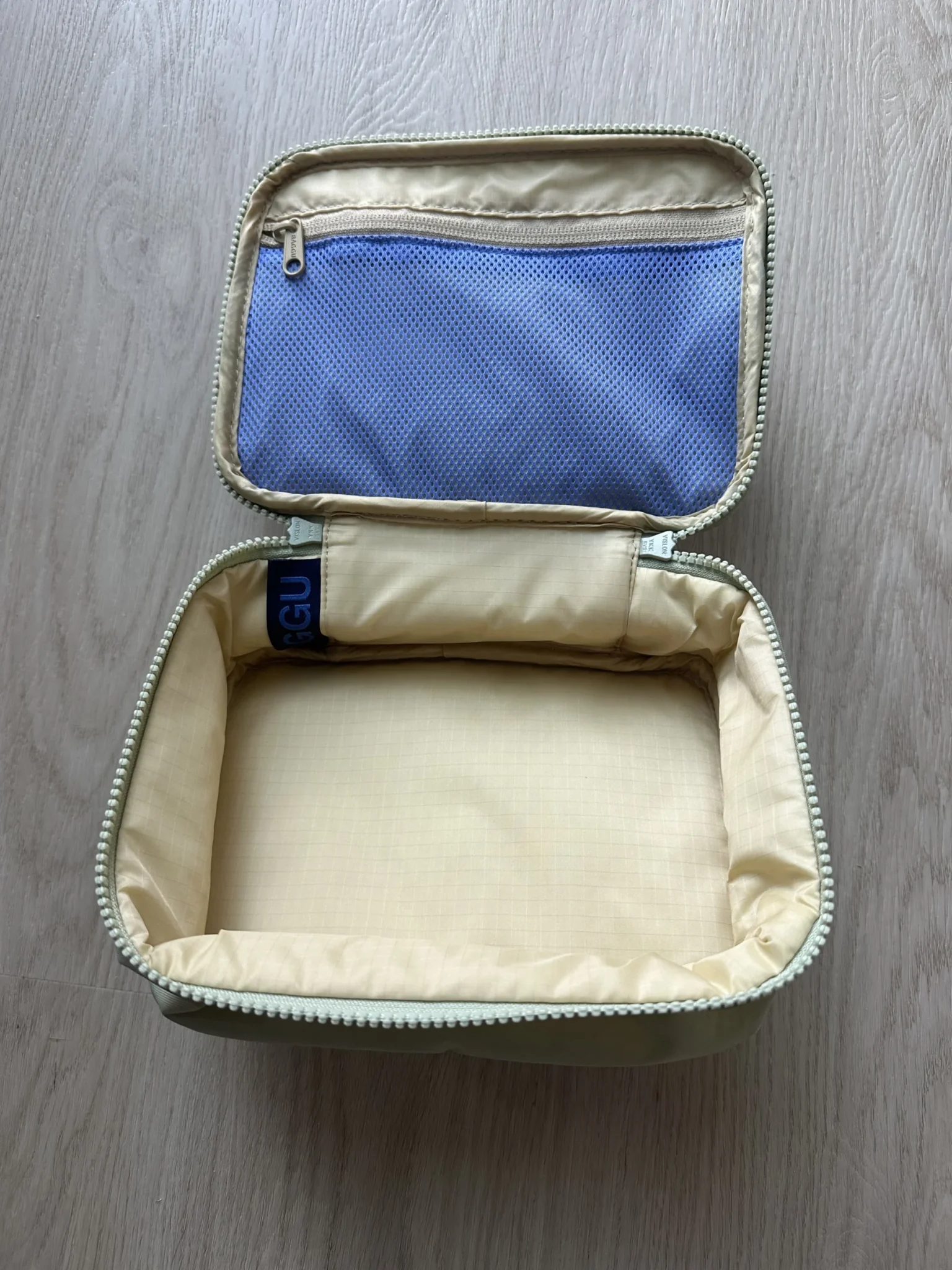 Image for Baggu Small Cosmetic Bag