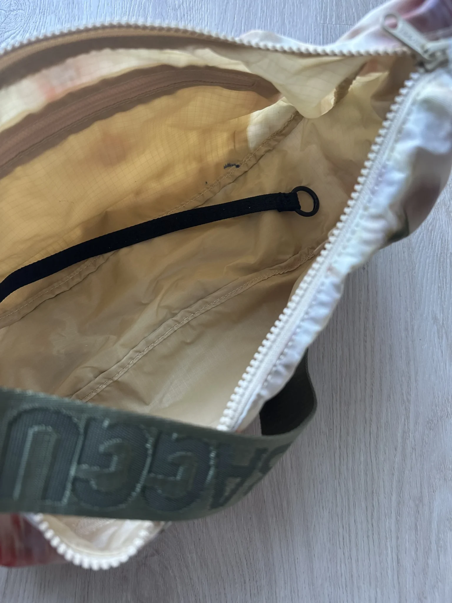 Image for Baggu Medium Nylon Crescent Bag