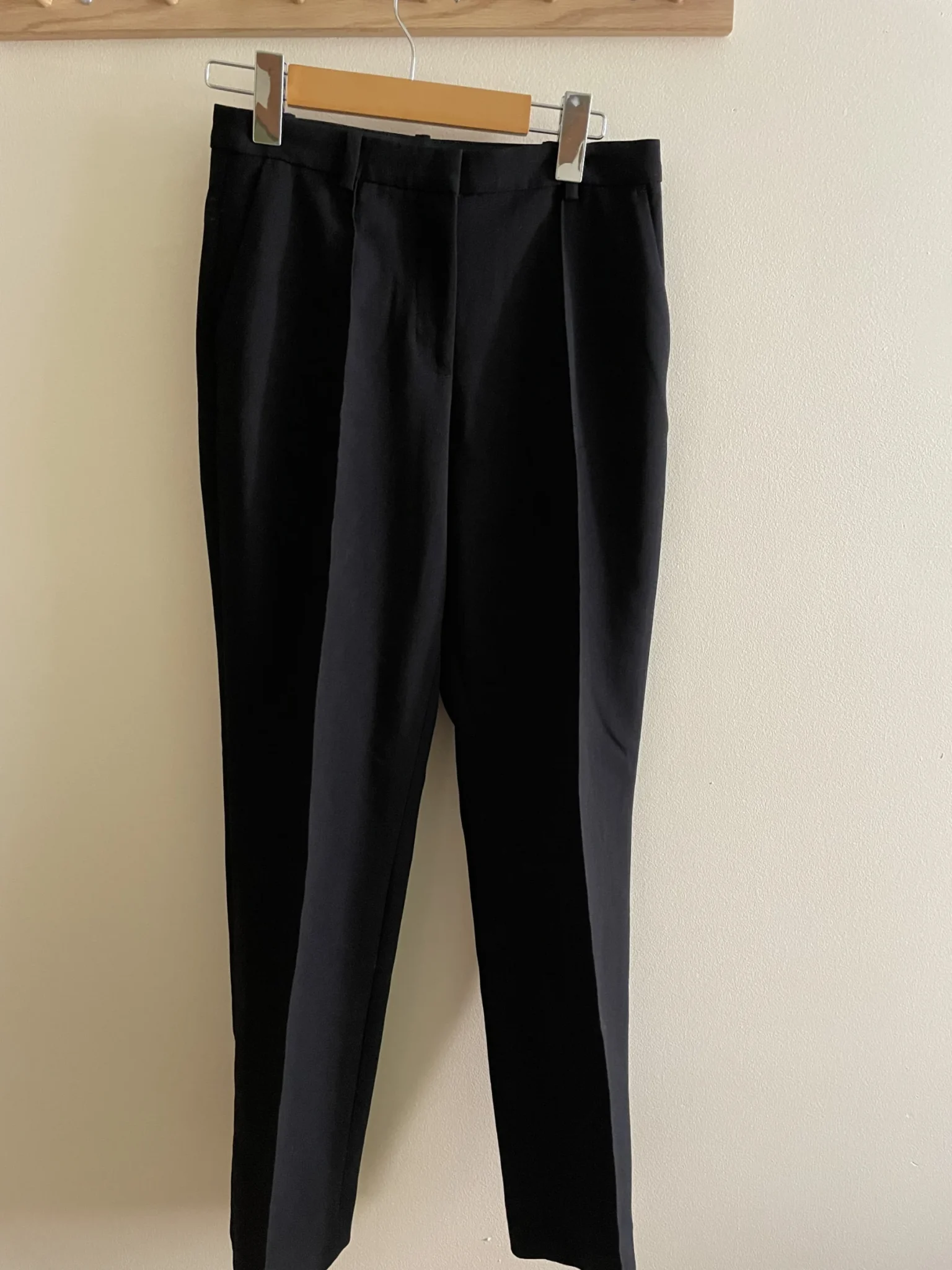 Featured image for Black H&M pintuck trousers