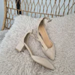 Thumbnail for Square heel