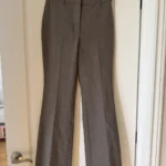 Featured thumbnail for Pantalon Wilfred Aritzia modèle Vivace pants marron taille 2