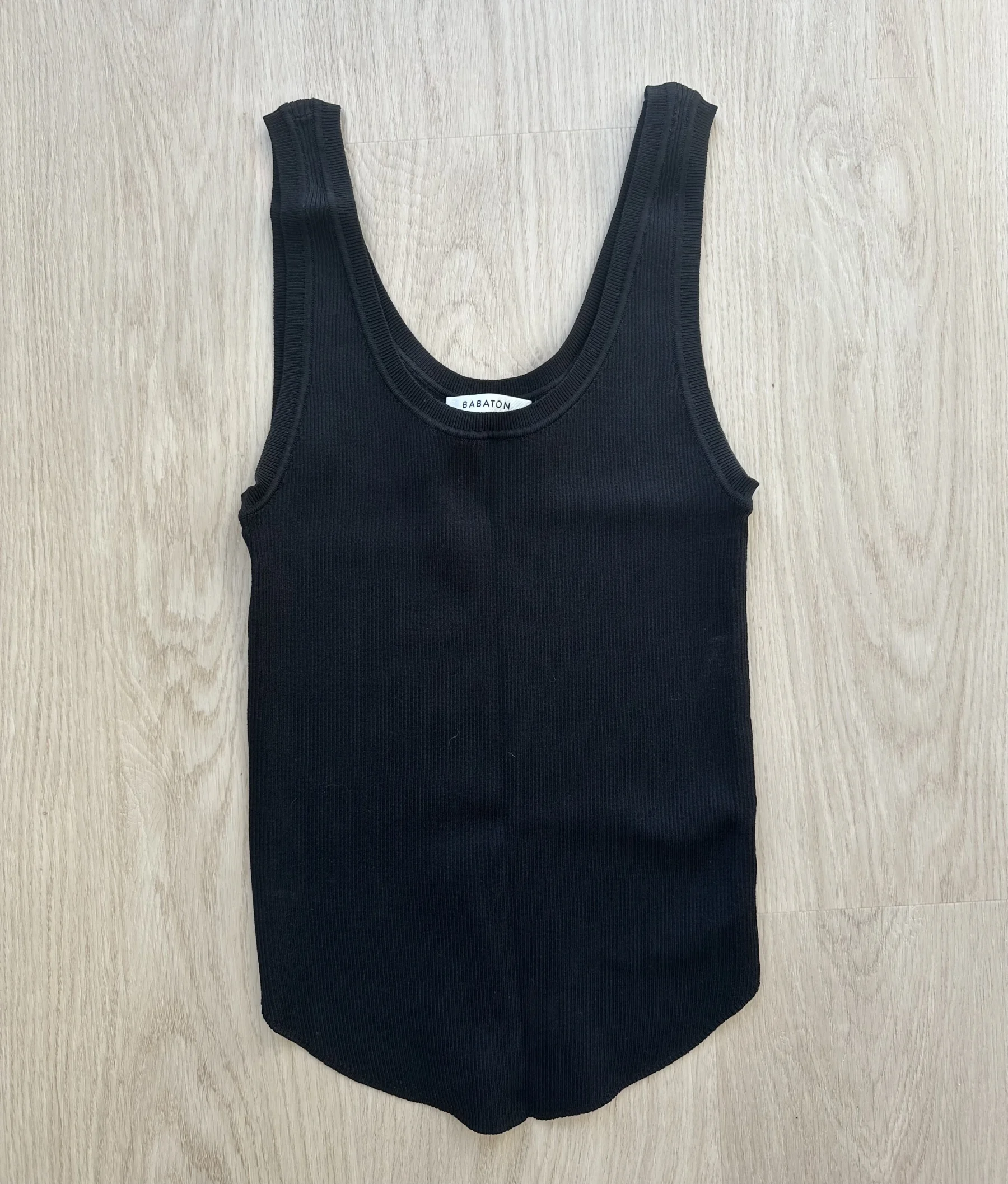 Babaton Gallatin Tank Black XS Aritzia seconde main