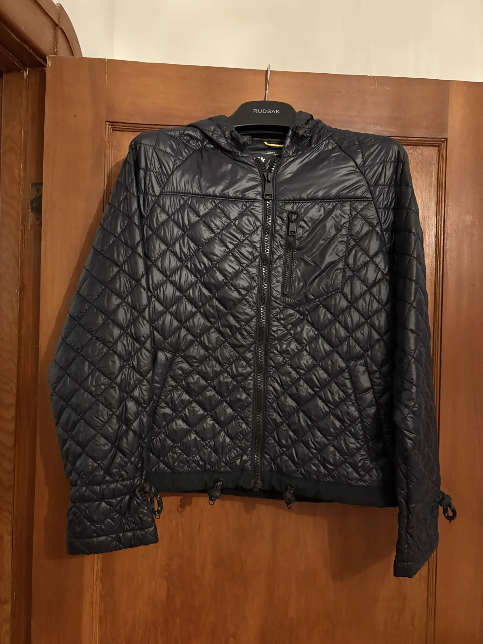 Featured image for Manteau Lolë le Maria