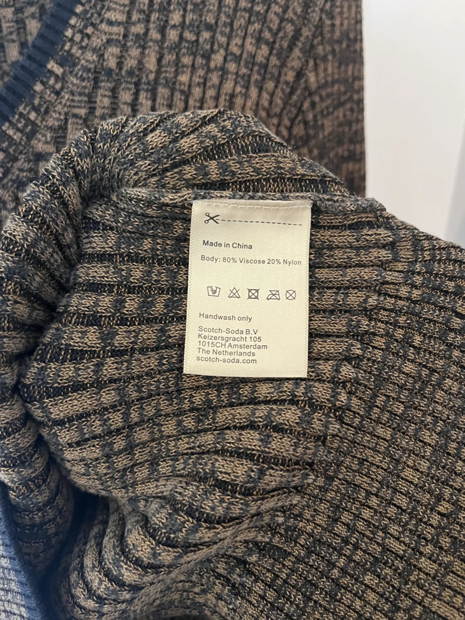 Image for Scotch and soda pull V