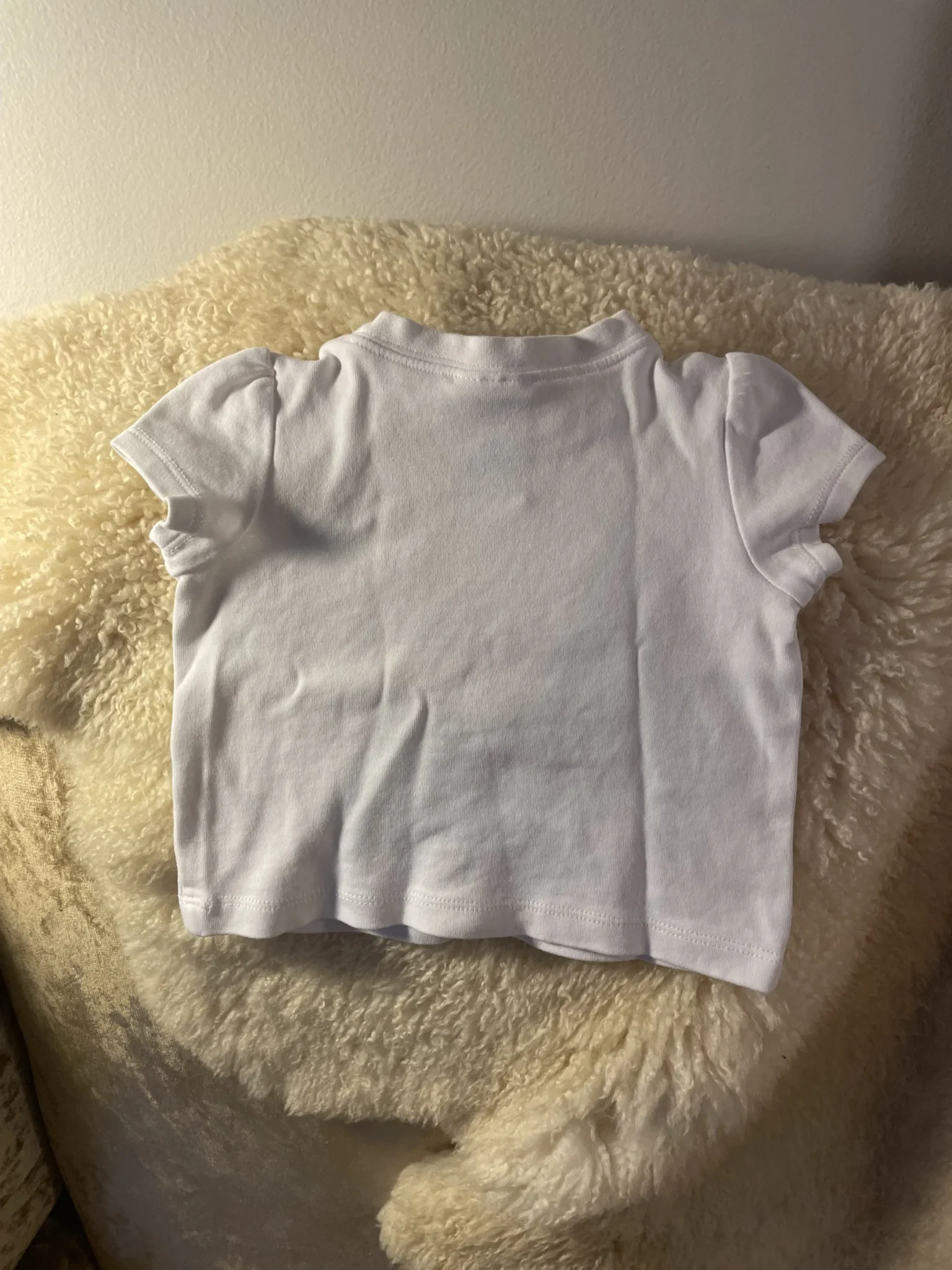 Image for Winnie the Pooh T-shirt for 9-month-old girls