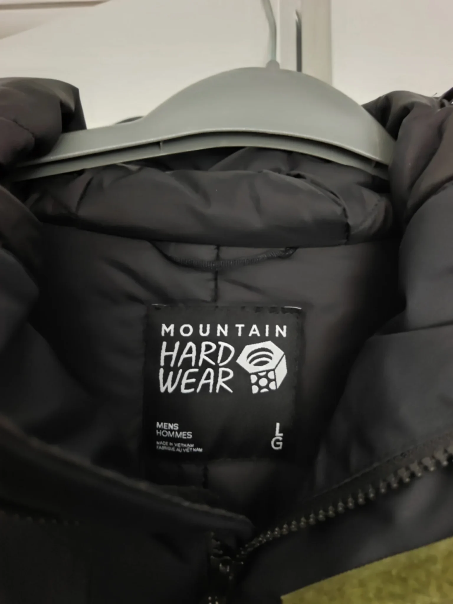 Image for Mountain Hardwear men’s jacket – down – L – AS GOOD AS NEW