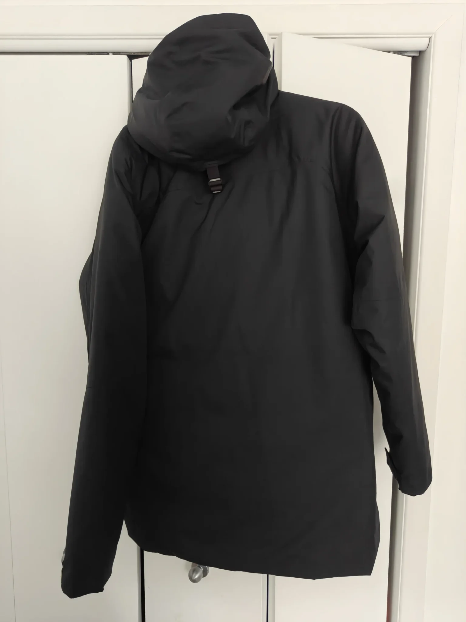 Image for Mountain Hardwear men’s jacket – down – L – AS GOOD AS NEW