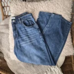 Thumbnail for Wide-leg jeans