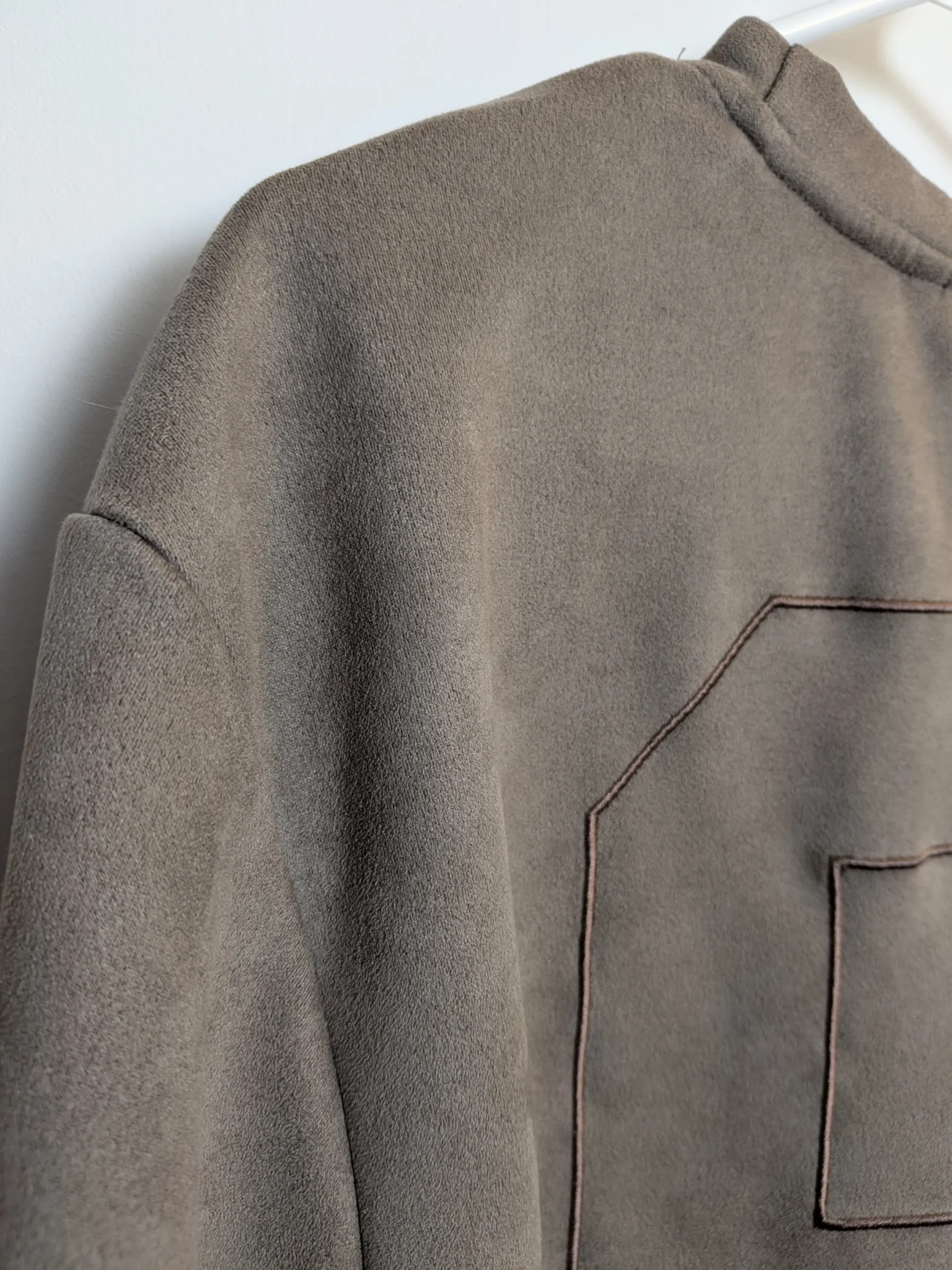 Image for 🤎 Chandail faux Suède beige