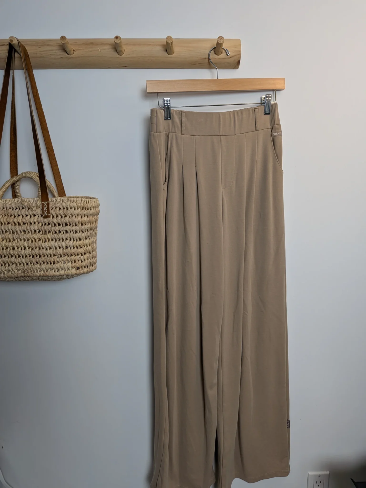 Featured image for 🤎 Pantalon Oraki beige