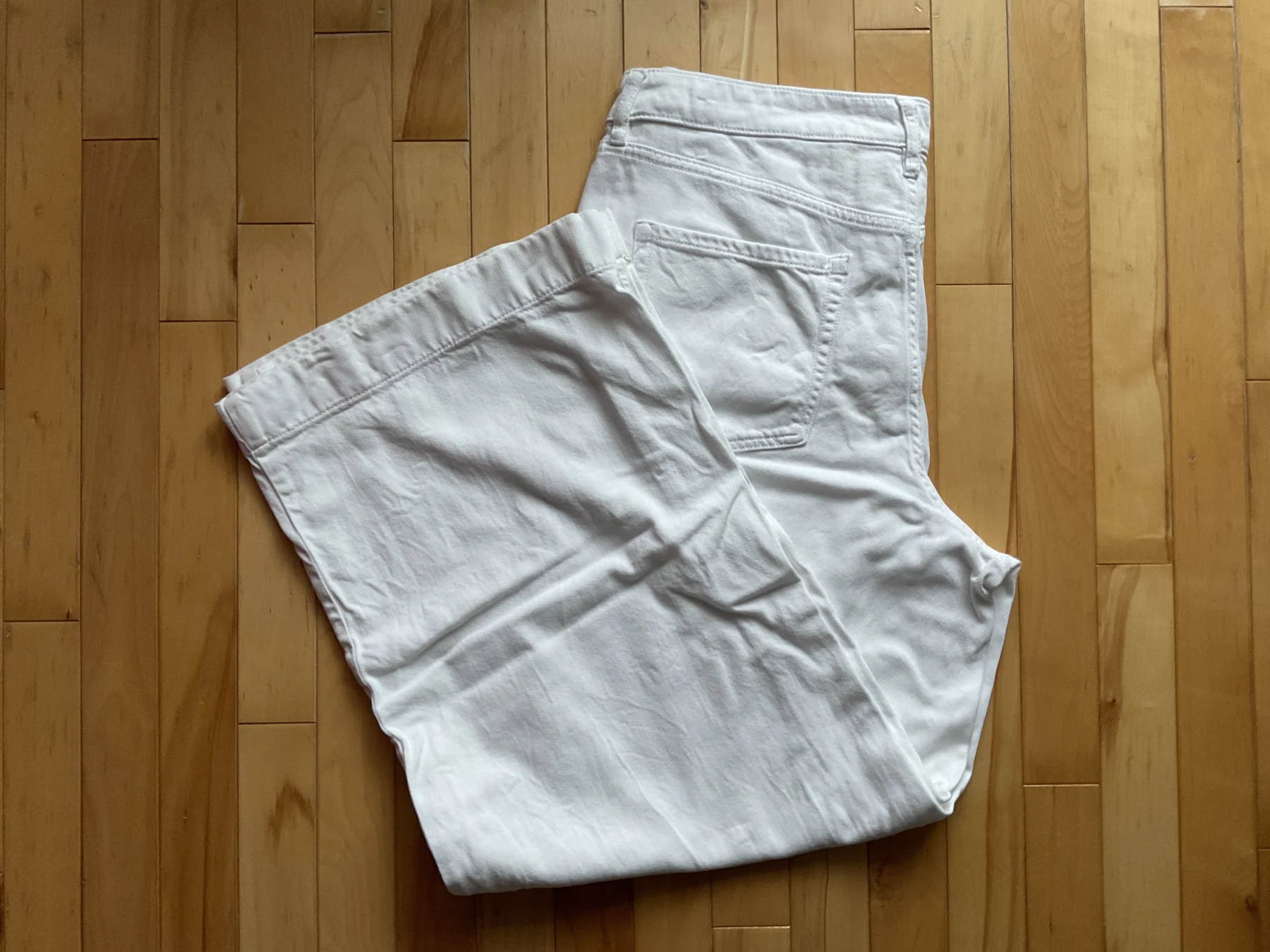 Jeans jambe large blanc Reitmans seconde main
