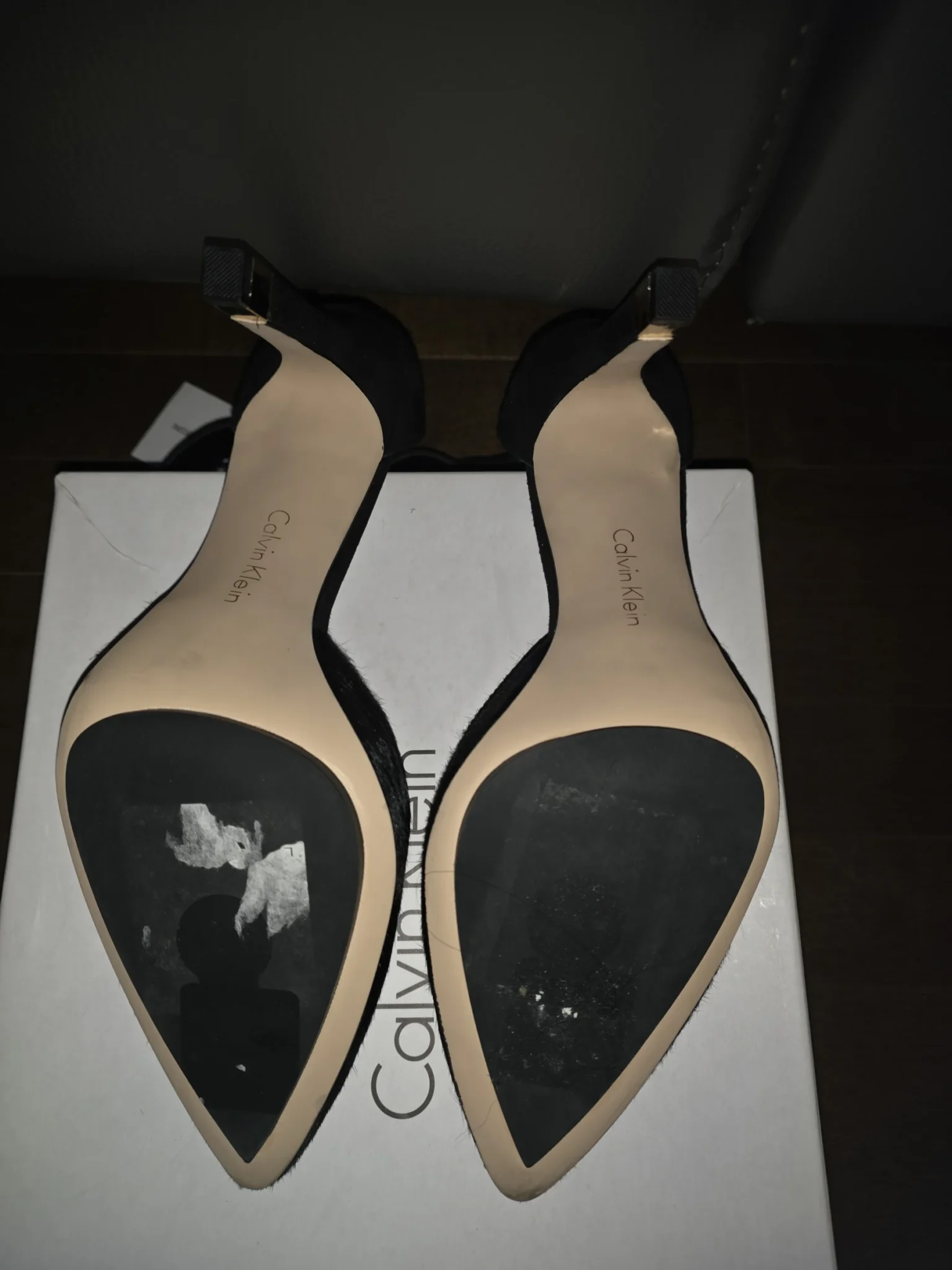 Image for Escarpins Calvin Klein en cuir de vache