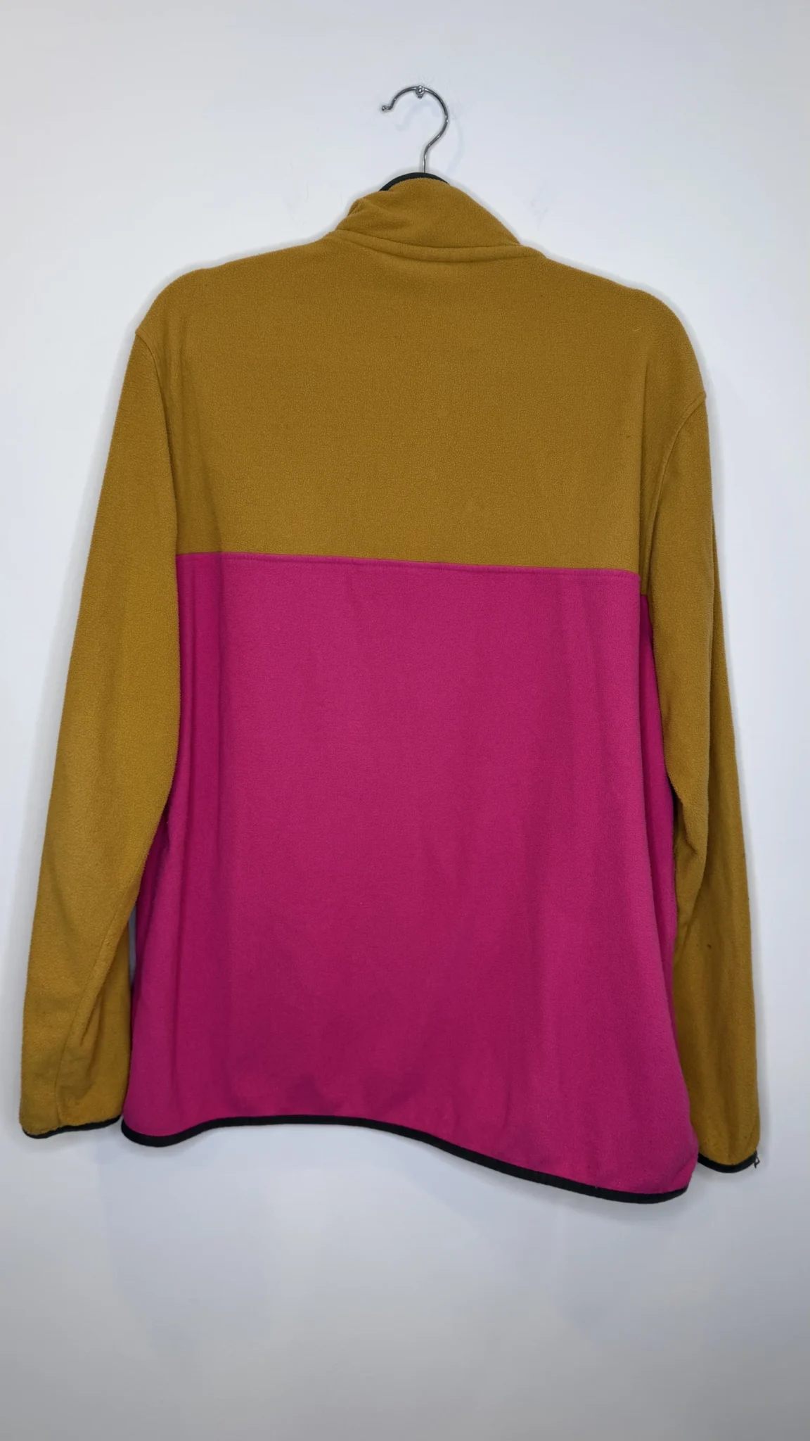 Image for Patagonia Men’s Two-Tone micro D Snap-T Fleece Pullover, Mustard Pink, size L