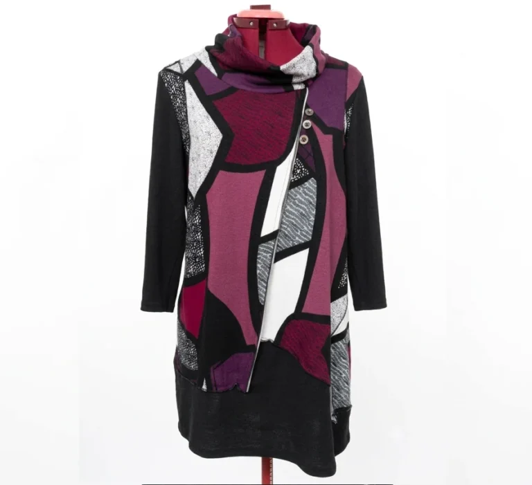 Image for Emotions – Plum B&W – Tunique-pull à col bénitier, motif géométrique abstrait – Grande