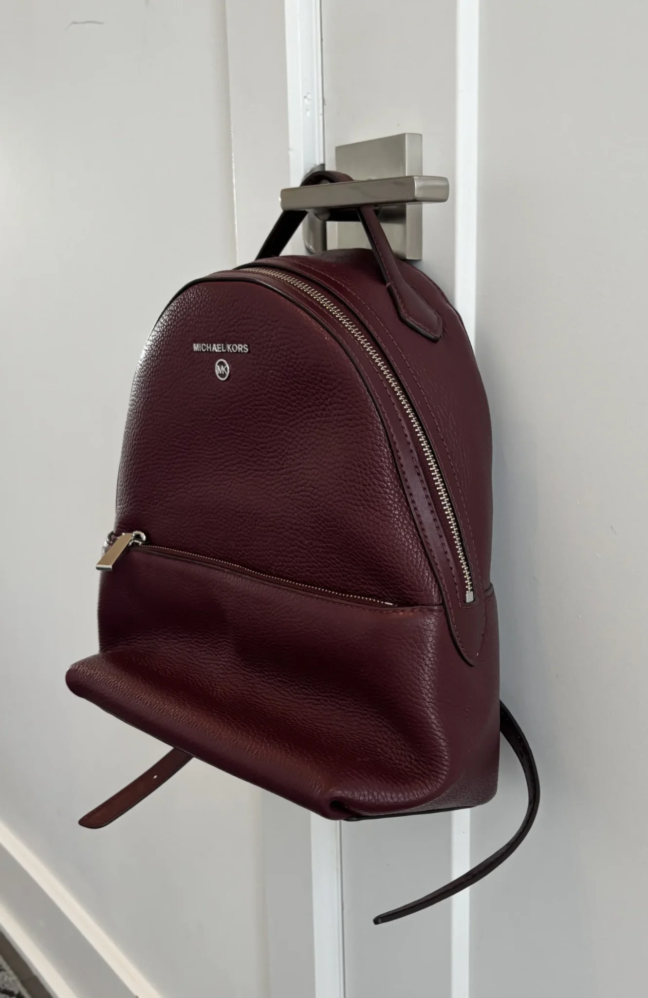 Image for Sac à dos Michael Kors AUTHENTIQUE – Modèle Valerie (Couleur Merlot)