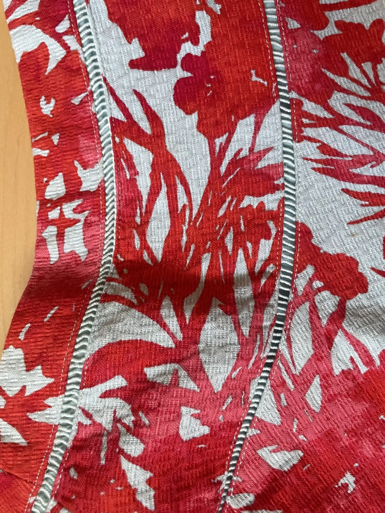 Image for Jupe à motifs floraux avec une doublure bleu clair