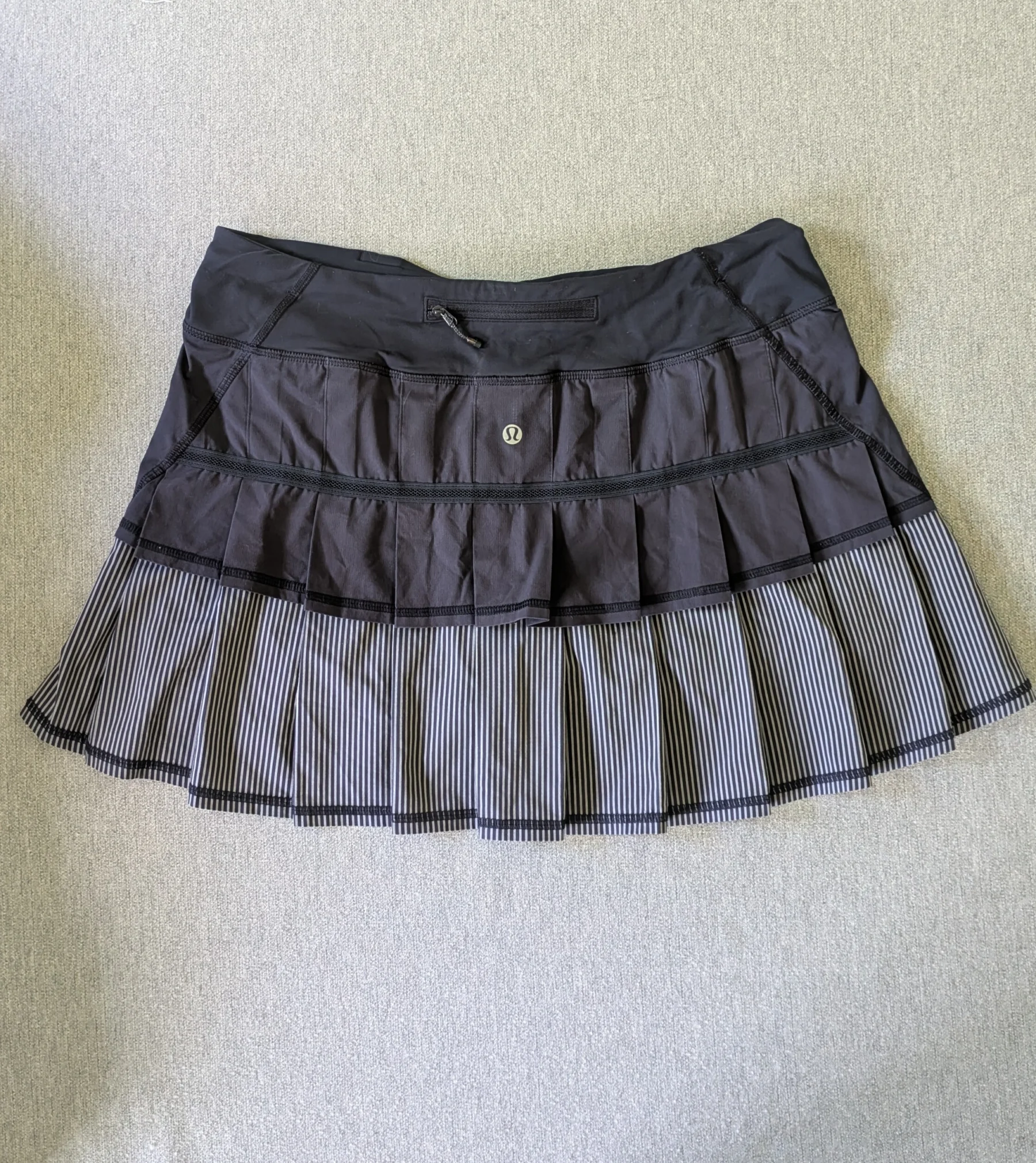 Jupe short Lululemon Lululemon seconde main