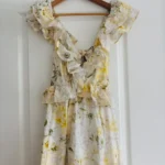 Thumbnail for Belle robe