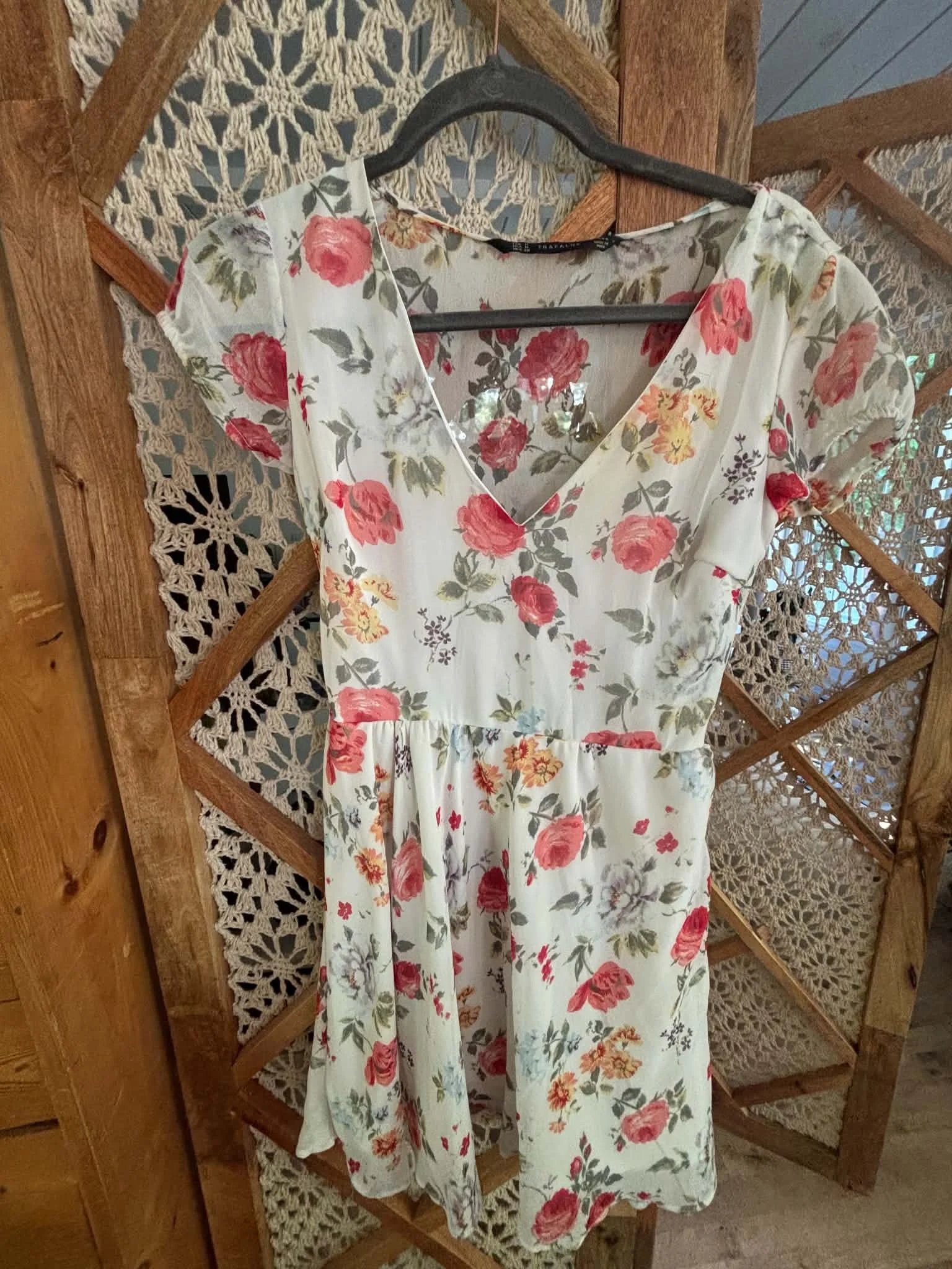 Robe fleurie Zara Zara seconde main