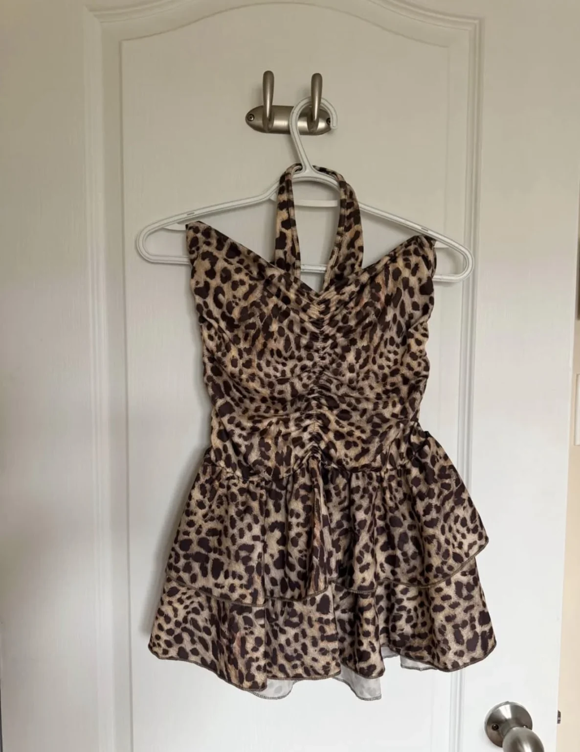 Featured image for Robe Leopard