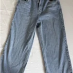 Featured thumbnail for Jeans capri Livom