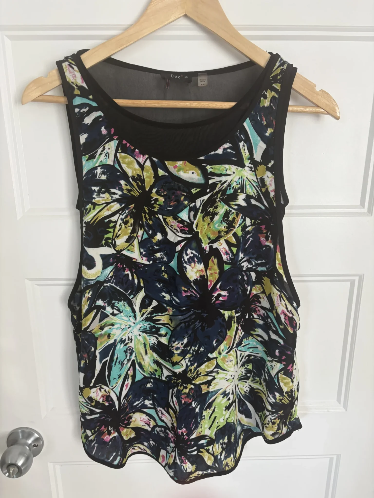 Featured image for Camisole avec top filet intégré
