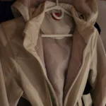 Featured thumbnail for Cream-coloured 3/4-length coat