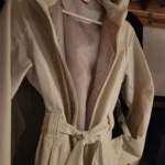 Thumbnail for Cream-coloured 3/4-length coat