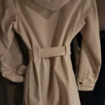 Thumbnail for Cream-coloured 3/4-length coat