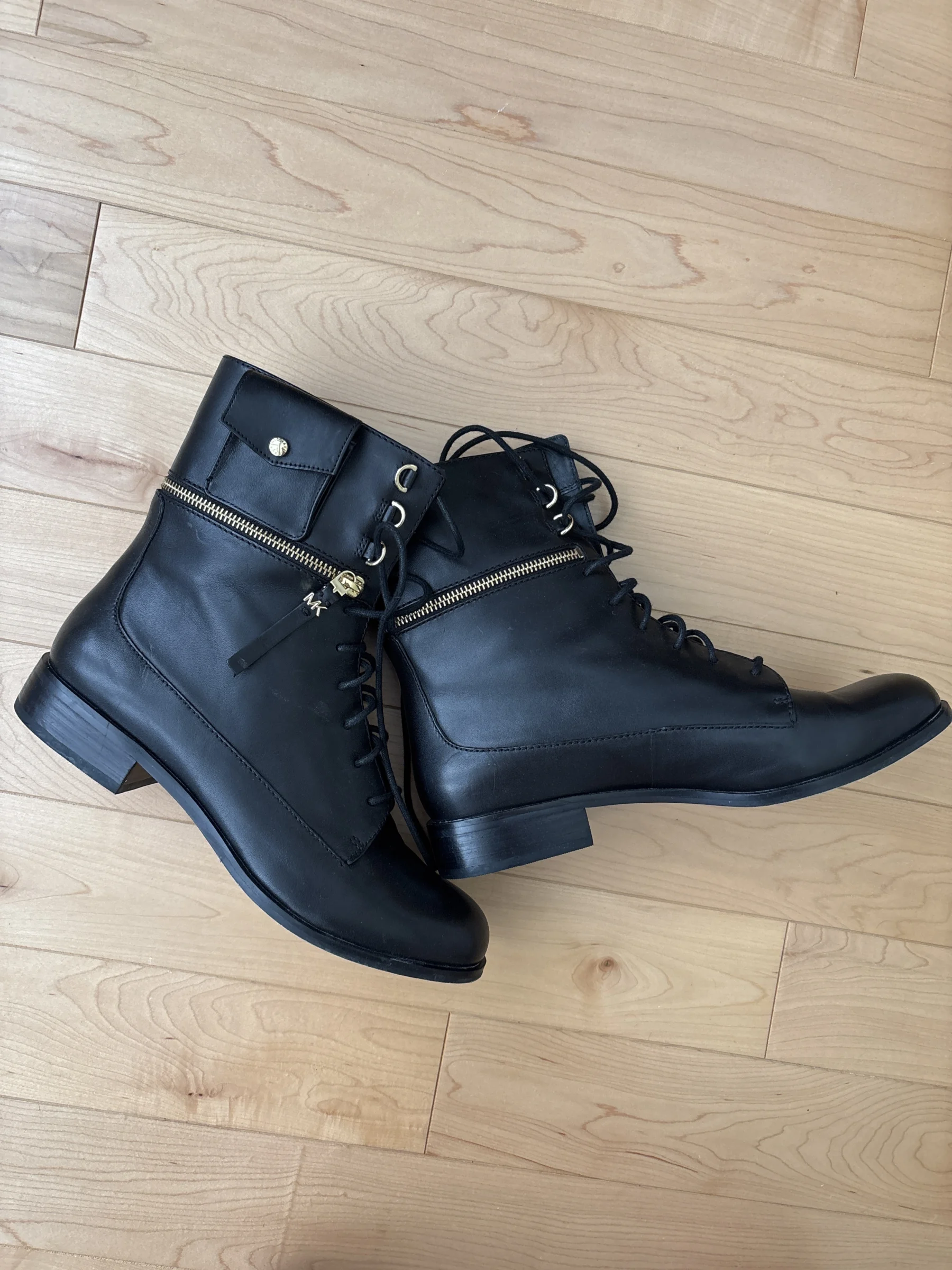 Bottes Michael Kors en cuir noir Michael Kors seconde main
