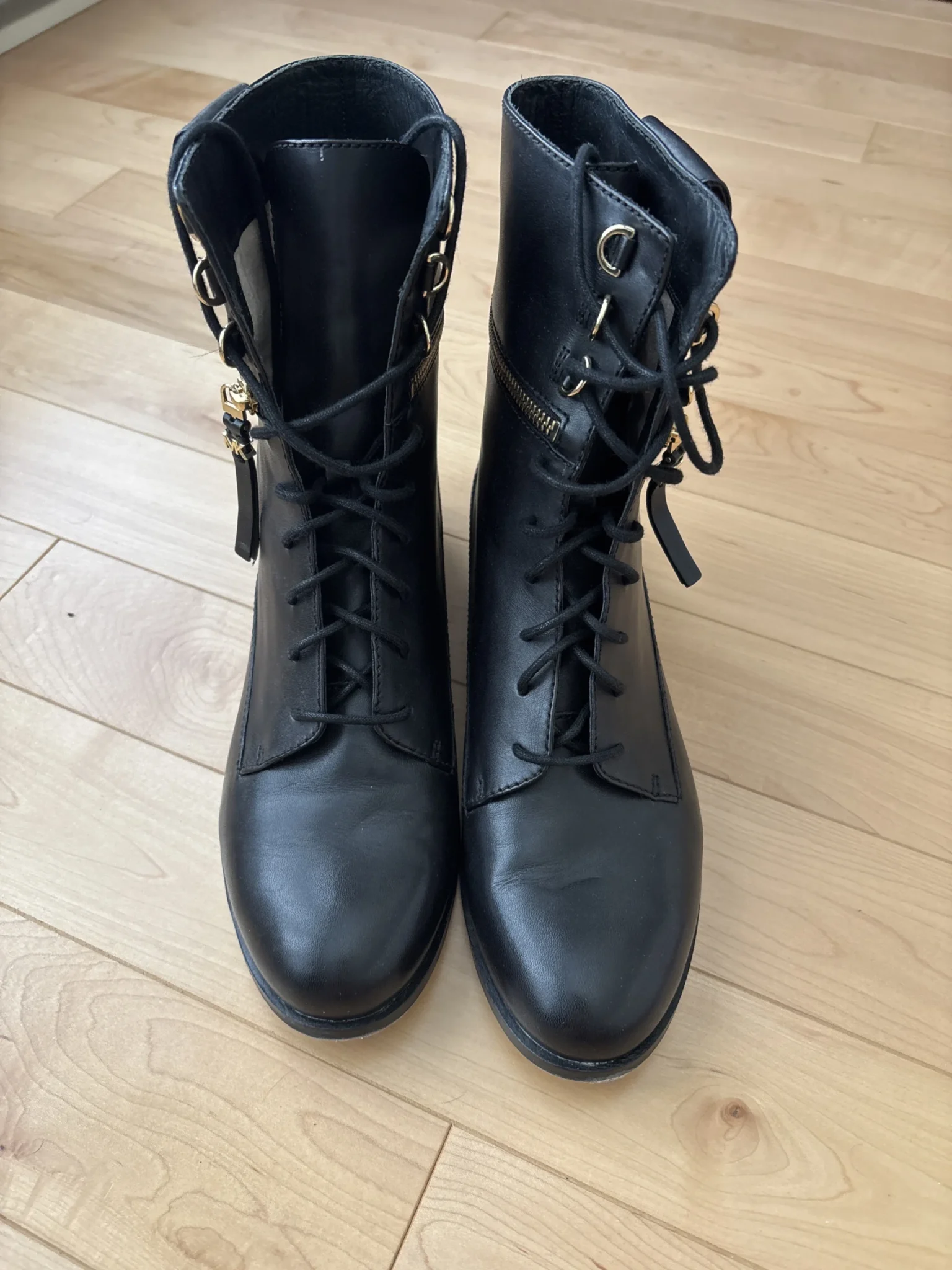 Image for Bottes Michael Kors en cuir noir