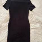 Thumbnail for Robe classique mi-cuisse