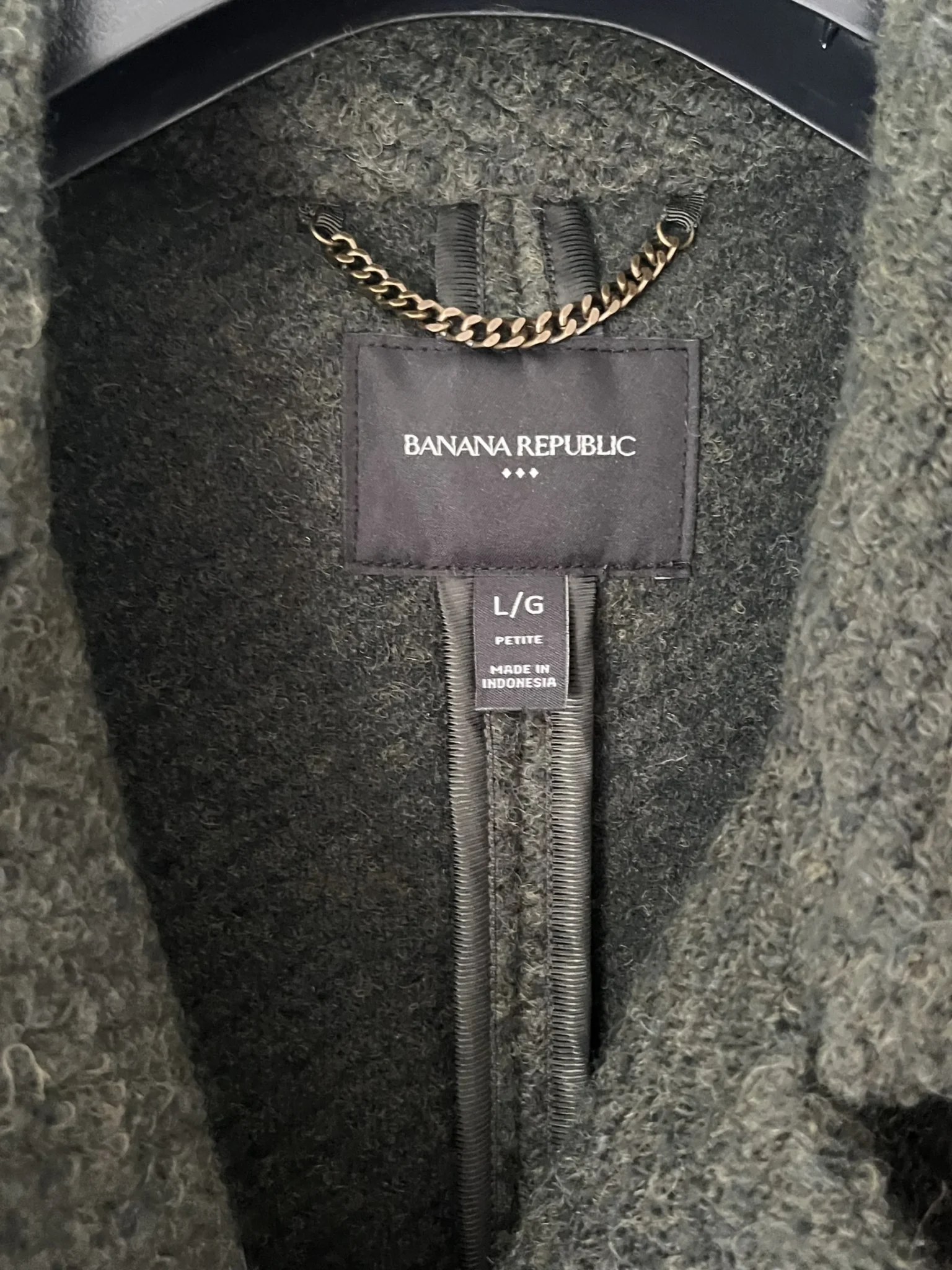 Image for Loose-fitting, lightweight army green coat